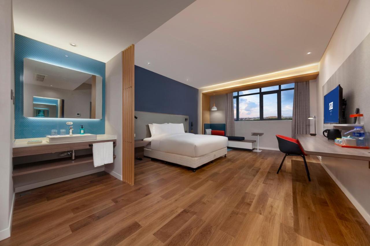 Holiday Inn Express Pinghu By Ihg מראה חיצוני תמונה